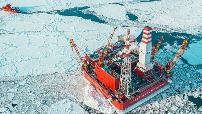 Путин не исключил возможность допуска частных компаний в Арктику