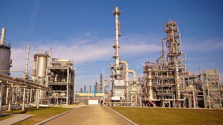 Антипинский НПЗ попросил признать его банкротом