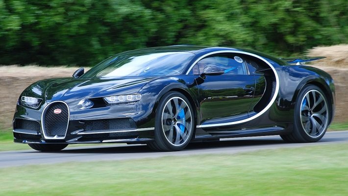 Bugatti собирается выпустить полноценный электрокар