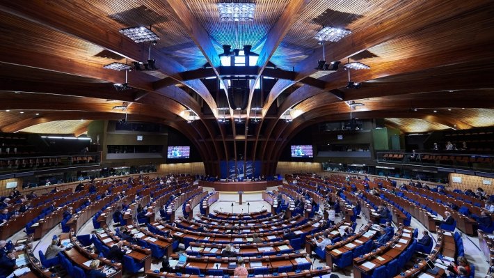 В "финальных боях" против возврата России в ПАСЕ Киев задействует "скандальный арсенал"