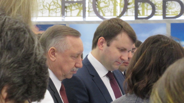 Беглов и Орешкин обсудили на ПМЭФ перспективные проекты Петербурга