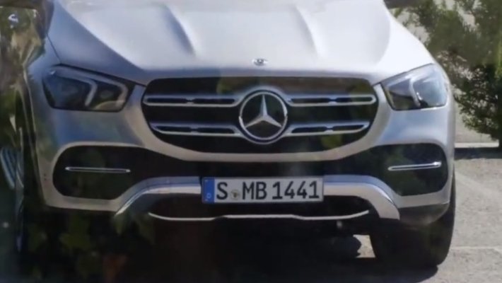 Власти Германии потребовали отозвать 60 тысяч кроссоверов Mercedes-Benz