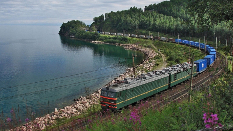 Кабмин утвердил параметры второго этапа расширения БАМа и Транссиба