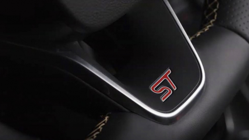 Автоконцерн Ford показал кроссовер Puma ST в версии Gold Edition