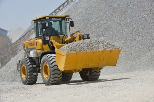 Выбираем фронтальный погрузчик